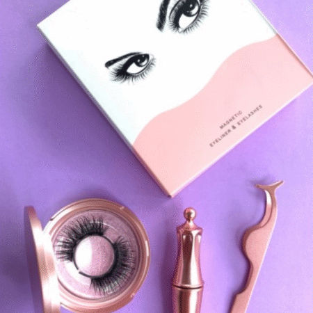 Magnetic Eyelashes and Eyeliner