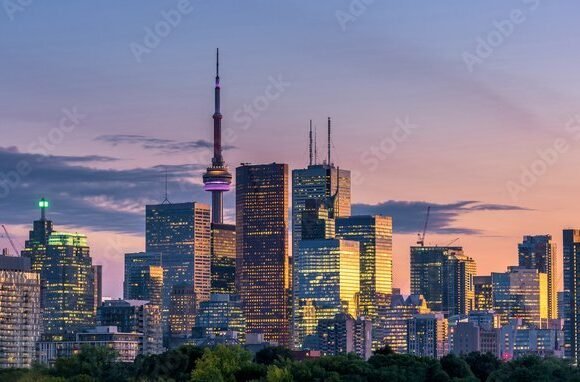 Top Medical Aesthetics Courses in Canada: Start Your Career with Elite College