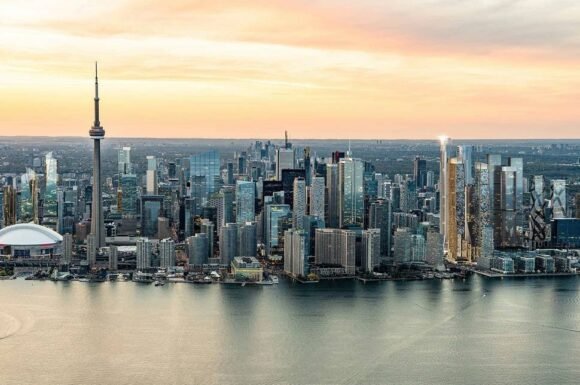 Aesthetician Training Toronto: Start Your Beauty Career with Elite College
