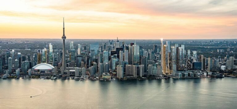 Aesthetician Training Toronto: Start Your Beauty Career with Elite College