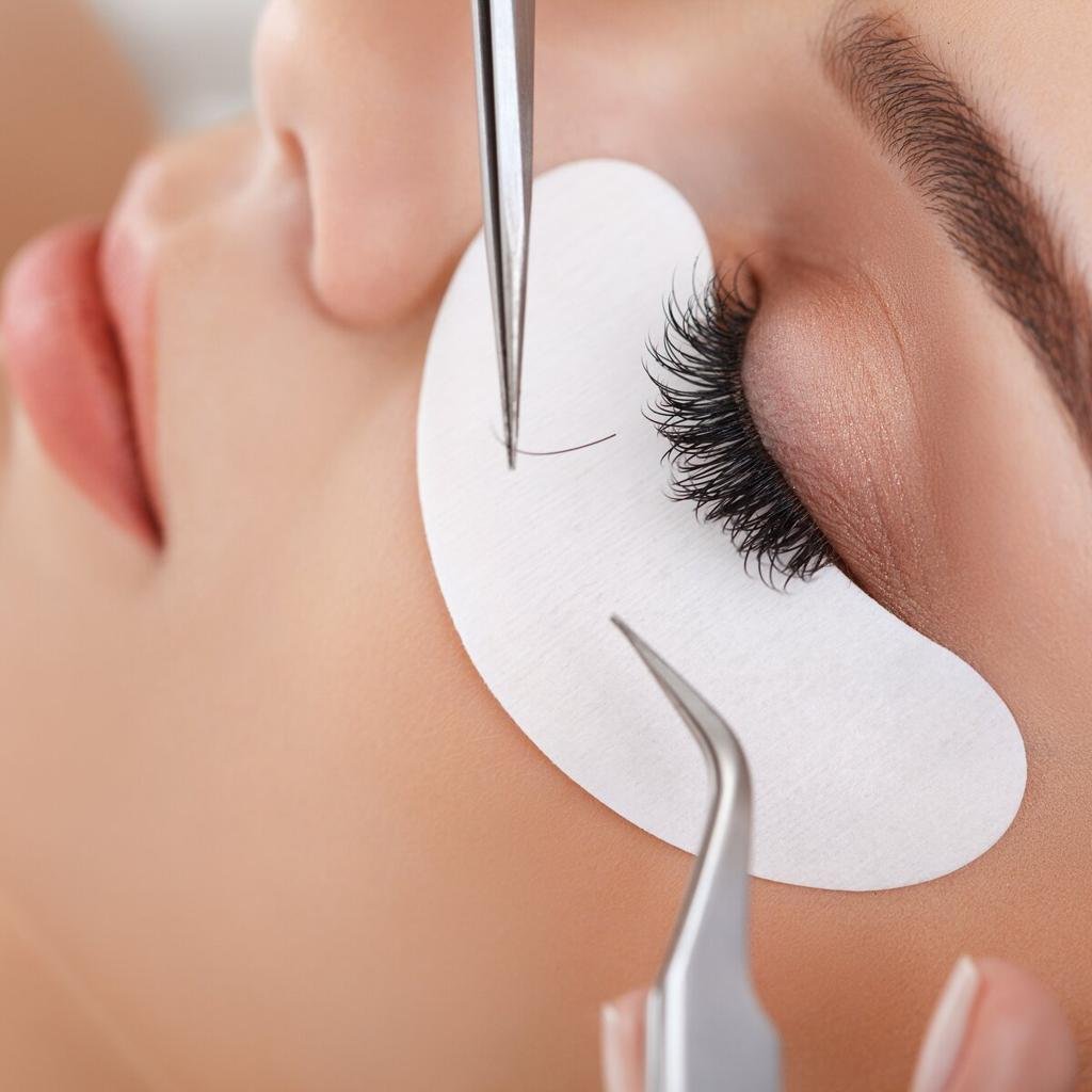 Eyelash Extension Certificate – Elite College Montréal